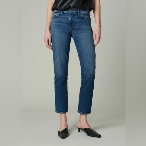 Joe's Jeans Denim - Joe's Jeans The Lara Mid Rise Cigarette Jeans